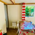 Parque de Campismo Confortable 4 Pers Avec Terrasse - Api-1-52-1139 Camon (Languedoc-Roussillon)