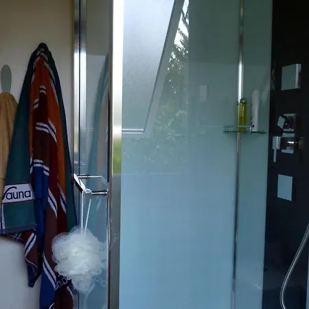 Kamp alanı Confortable 4 Pers Avec Terrasse - Api-1-52-1139 Camon (Languedoc-Roussillon)