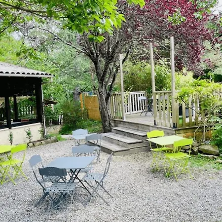 Campingplatz Confortable 4 Pers Avec Terrasse - Api-1-52-1139