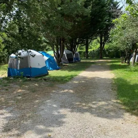 Campingplatz Confortable 4 Pers Avec Terrasse - Api-1-52-1139