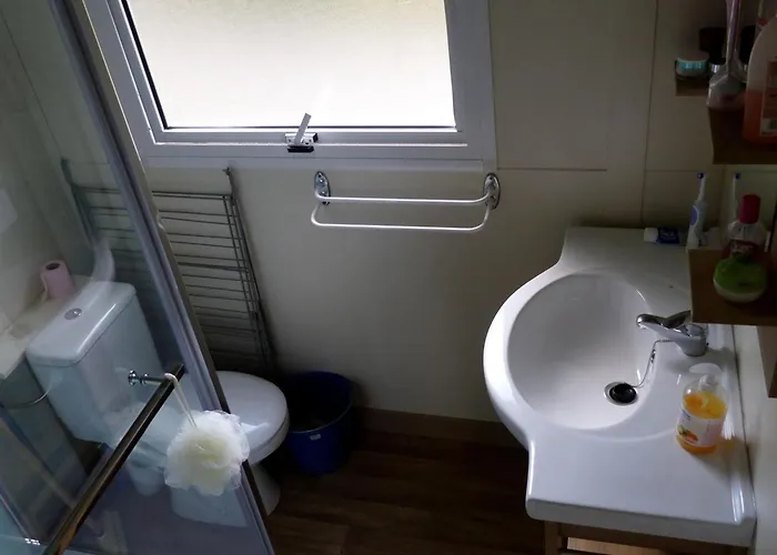 אתר קמפינג Confortable 4 Pers Avec Terrasse - Api-1-52-1139 *