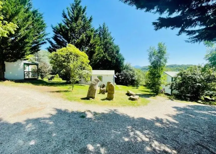 Confortable 4 Pers Avec Terrasse - Api-1-52-1139 * Camon (Languedoc-Roussillon)